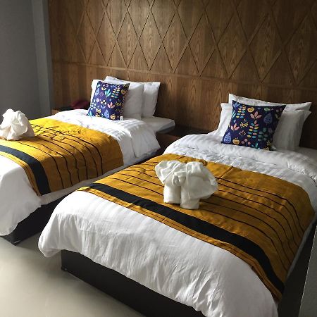 Hobby Hotel Uttaradit Ngoại thất bức ảnh