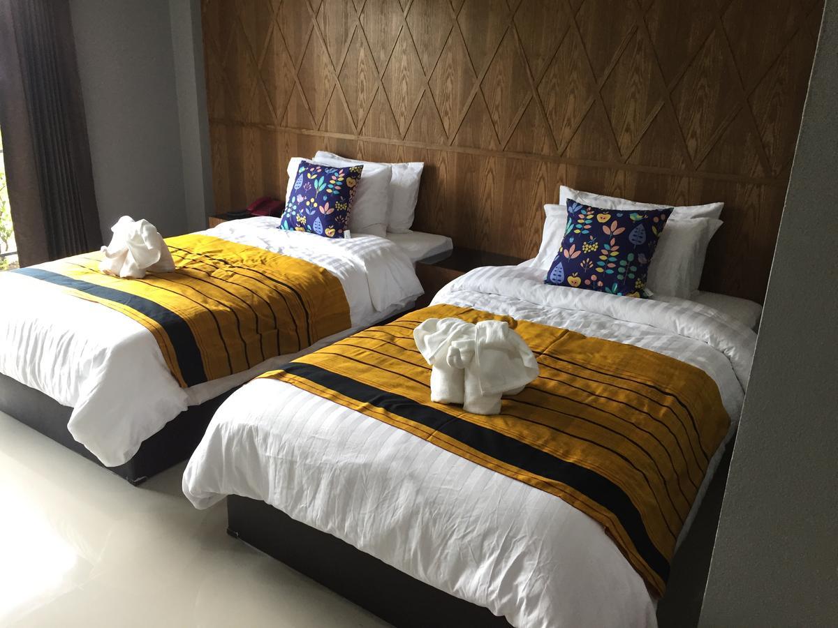 Hobby Hotel Uttaradit Ngoại thất bức ảnh